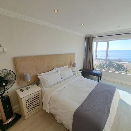 3 Bedroom Sea Facing Family Apartment Cape Town Moullie Point Εξωτερικό φωτογραφία