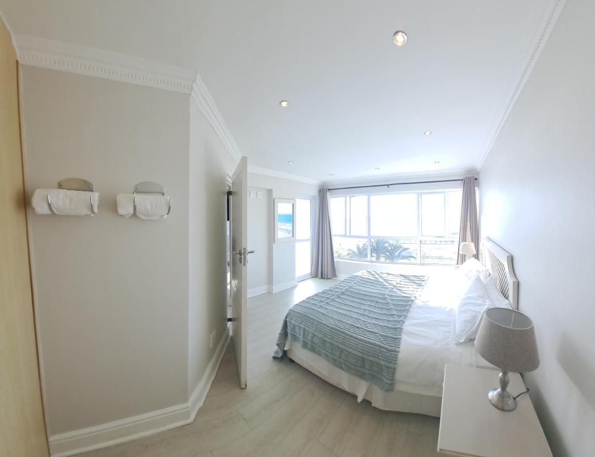 3 Bedroom Sea Facing Family Apartment Cape Town Moullie Point Εξωτερικό φωτογραφία